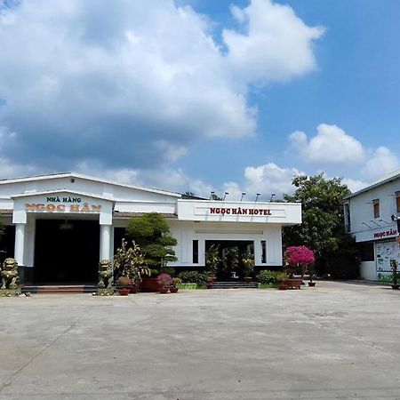 Khach San Ngoc Han Ap Vinh Phu Екстериор снимка
