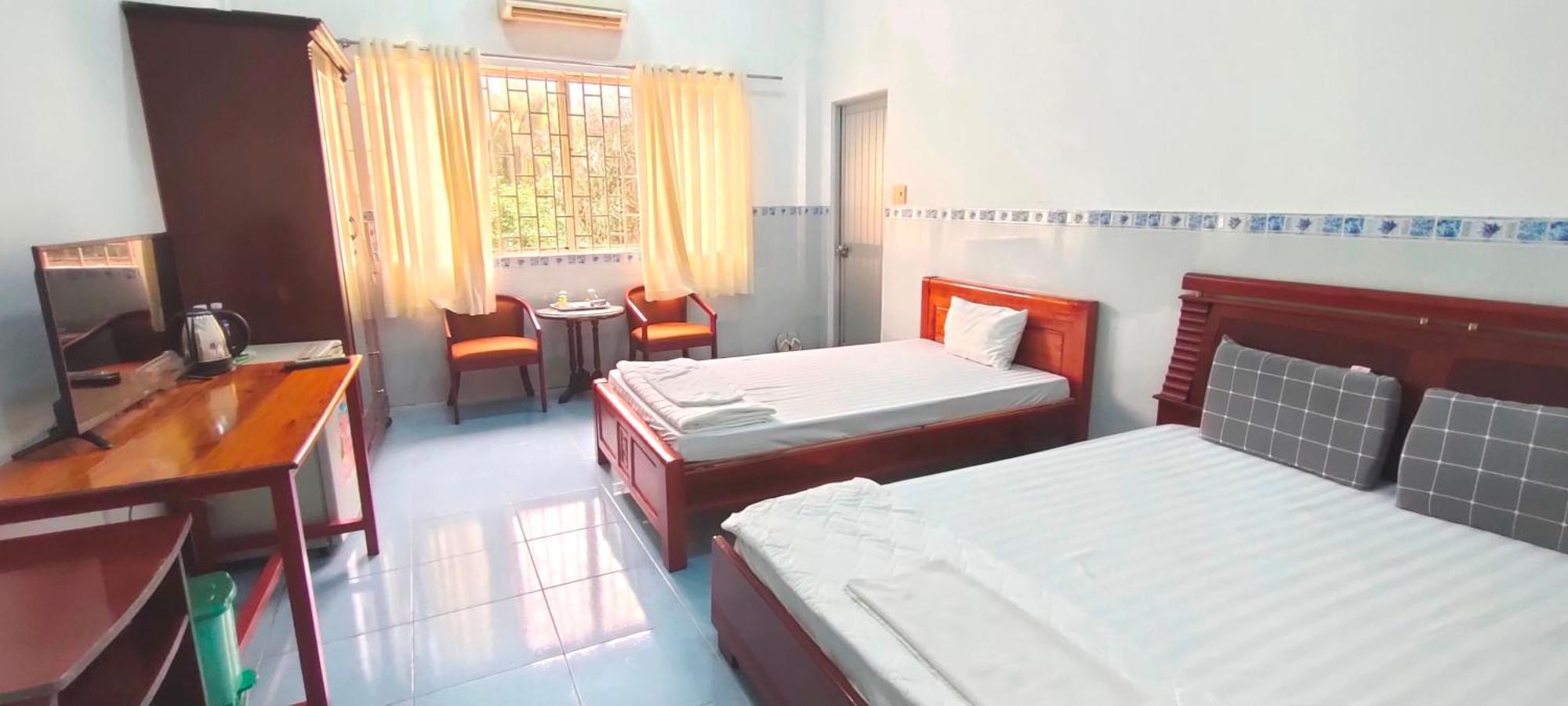 Khach San Ngoc Han Ap Vinh Phu Екстериор снимка